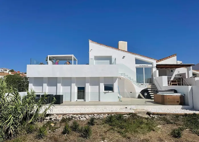 Colina Del Mar Villa Estepona