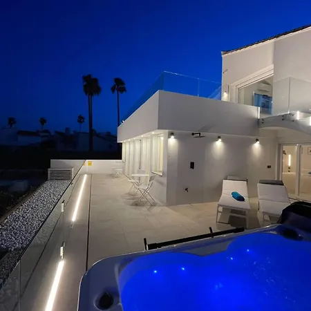 ヴィラ Colina Del Mar