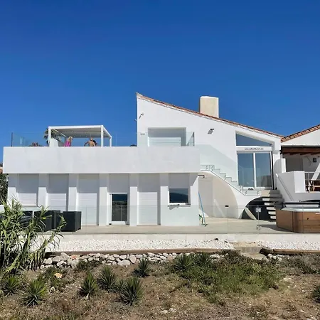 Colina Del Mar Villa Estepona